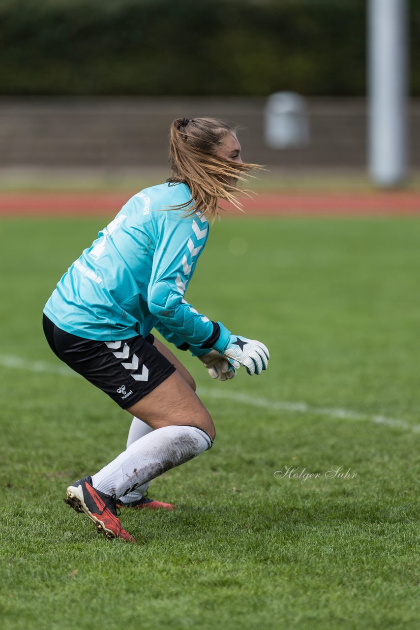 Bild 160 - wBJ VfL Pinneberg - Germania Schnelsen : Ergebnis: 15:1